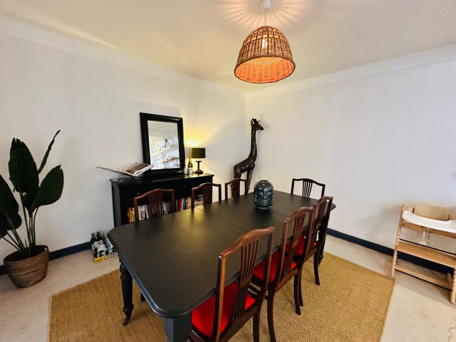 3 Bedroom Property for Sale in Sea Point Western Cape